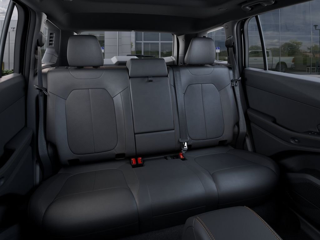 New 2026 Diamond Black Crystal Pearl-Coat Exterior Paint Jeep Limited image 15