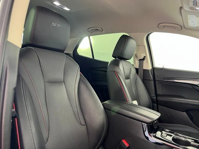Used 2022 Black Buick Essence image 42