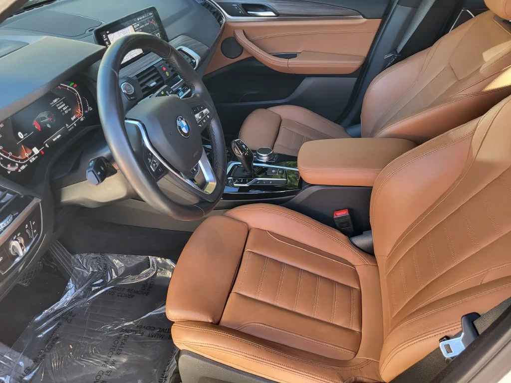 Used 2021 Mineral White Metallic BMW xDrive30i image 11