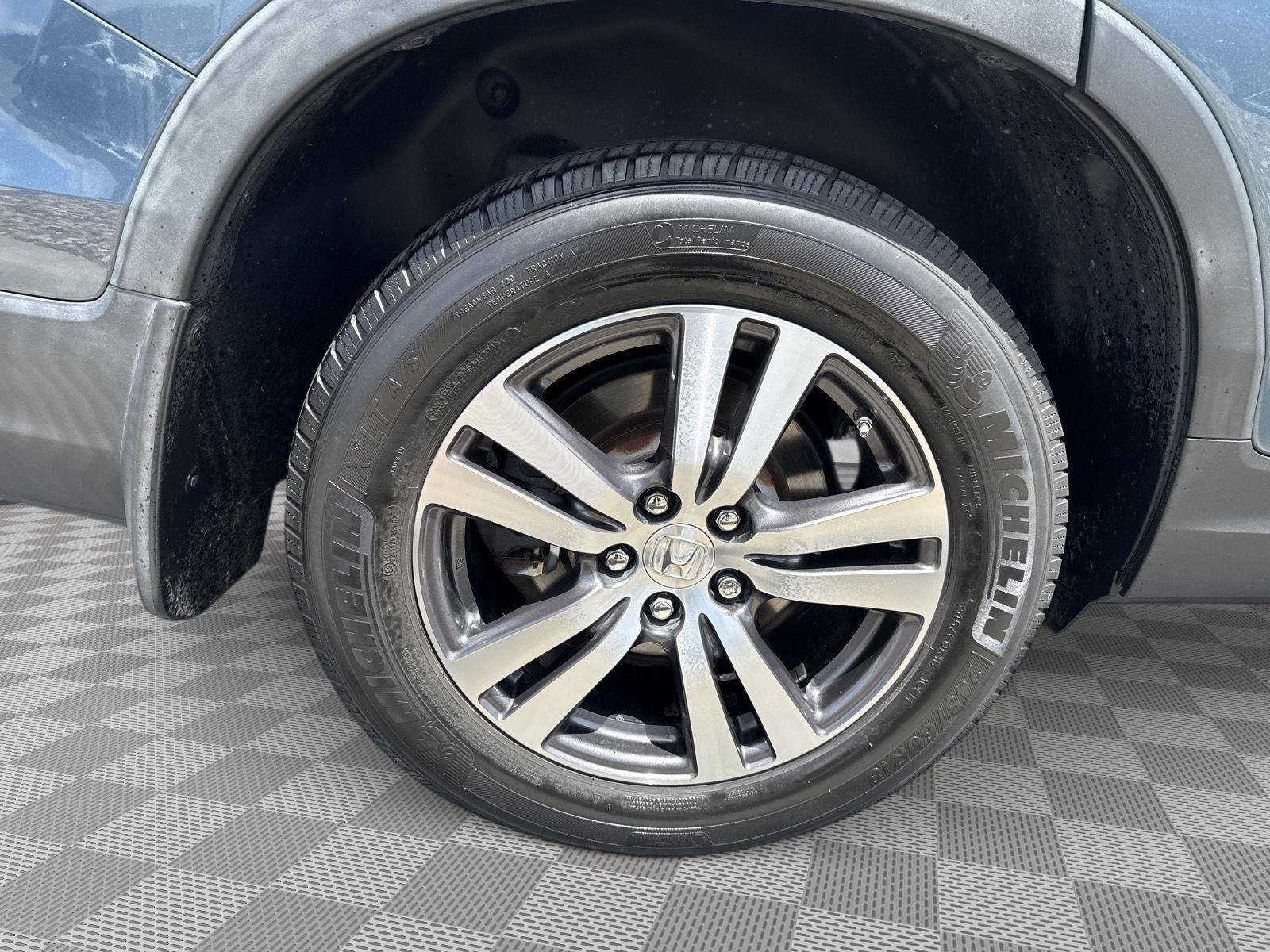 Used 2018 Steel Sapphire Metallic Honda EX-L image 18