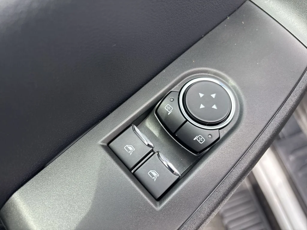 Used 2023 White Ford XL image 15