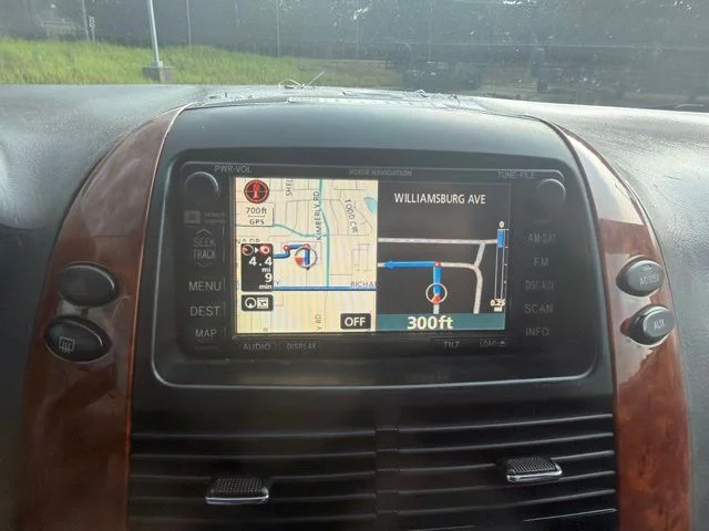 Used 2008 White Toyota XLE image 20