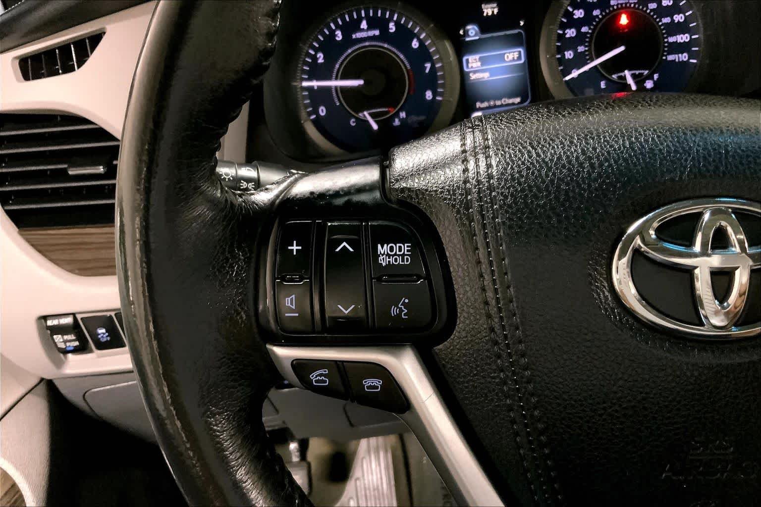 Used 2017 Midnight Black Metallic Toyota XLE image 24