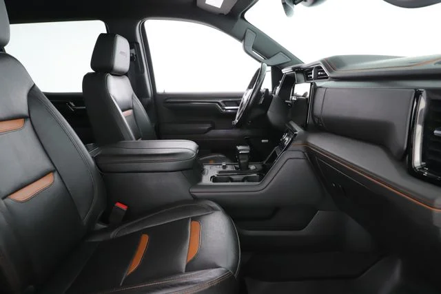 Used 2023 Black GMC AT4 image 30