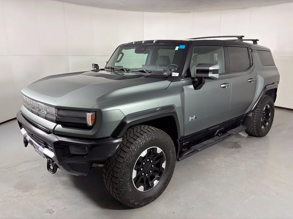 Used 2024 Green GMC 3X image 5