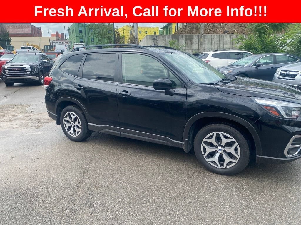 Used 2021 Subaru Forester Premium with VIN JF2SKAFC4MH420881 for sale in Kansas City