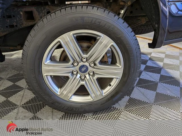 Used 2018 Black Ford XLT image 37