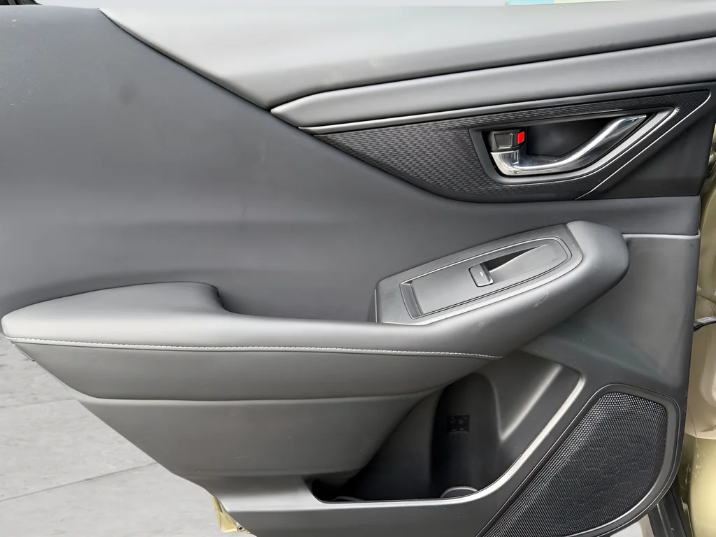 Used 2025 Green Subaru Premium image 19