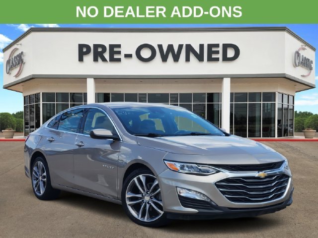 2024 Chevrolet Malibu Gris (Mineral Gray Metallic) Sedán Tracción delantera