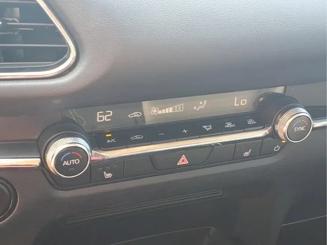 Used 2024  Mazda 2.5 S Preferred Package image 10