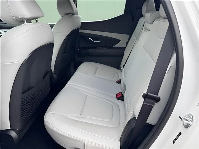 Used 2025 White Hyundai Limited image 13