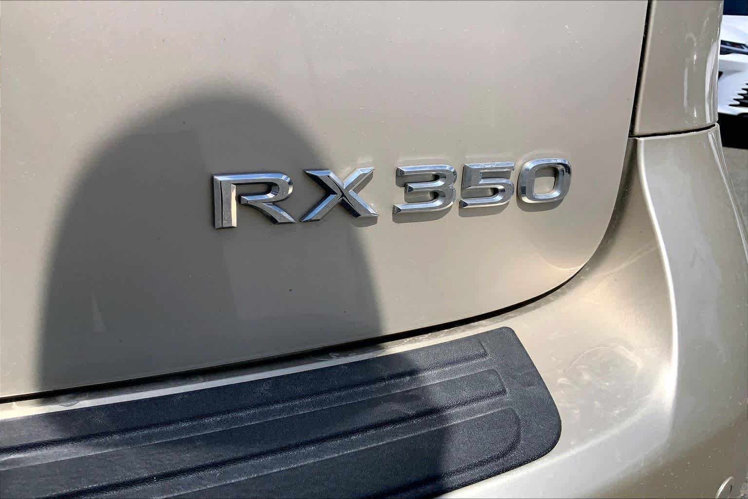Used 2015 Satin Cashmere Metallic Lexus  image 10