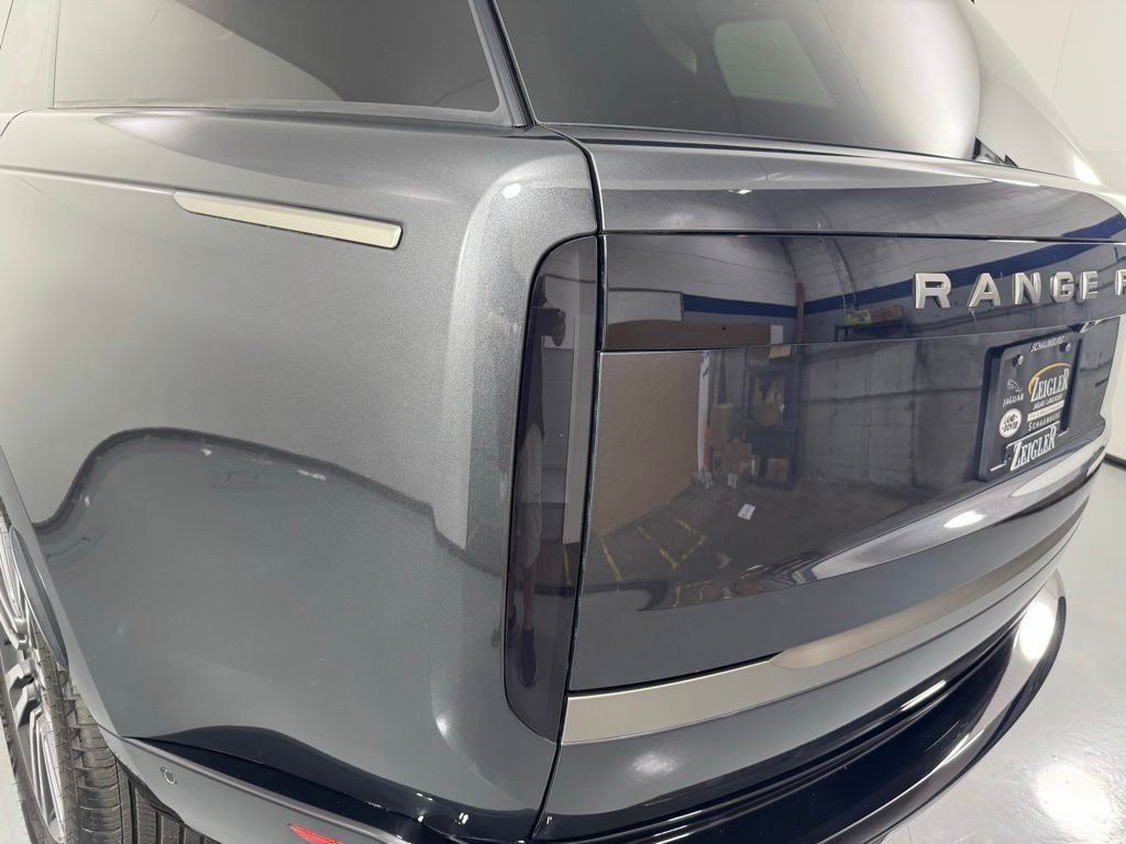 Used 2024 Carpathian Gray Premium Metallic Land Rover SE image 8