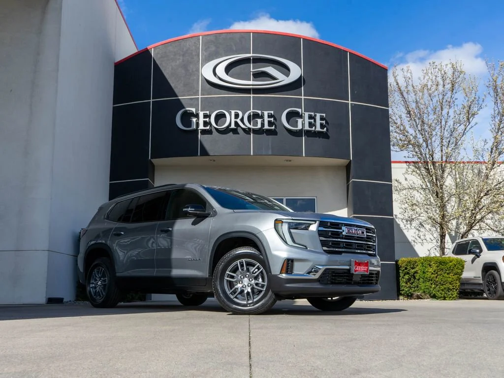 2026 GMC Acadia Elevation AWD's photo
