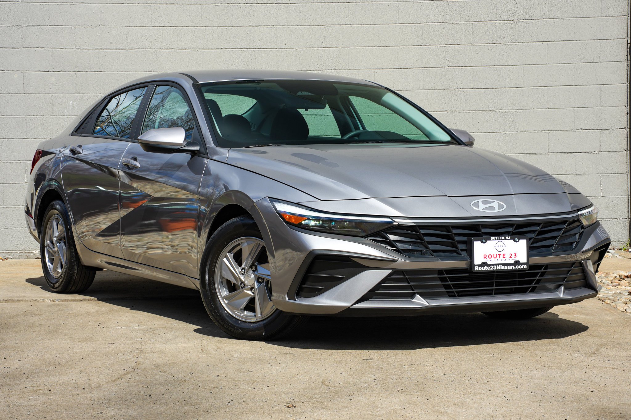 Used 2025 Hyundai Elantra SE with VIN KMHLL4DG6SU865534 for sale in Butler, NJ