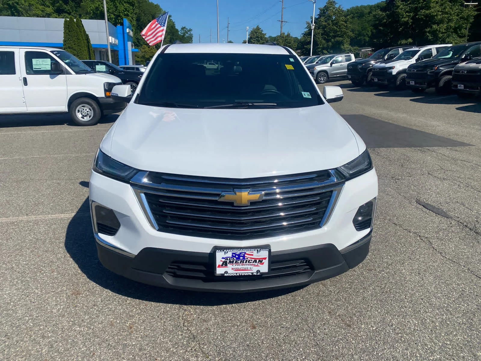 2023 Chevrolet Traverse LT Cloth