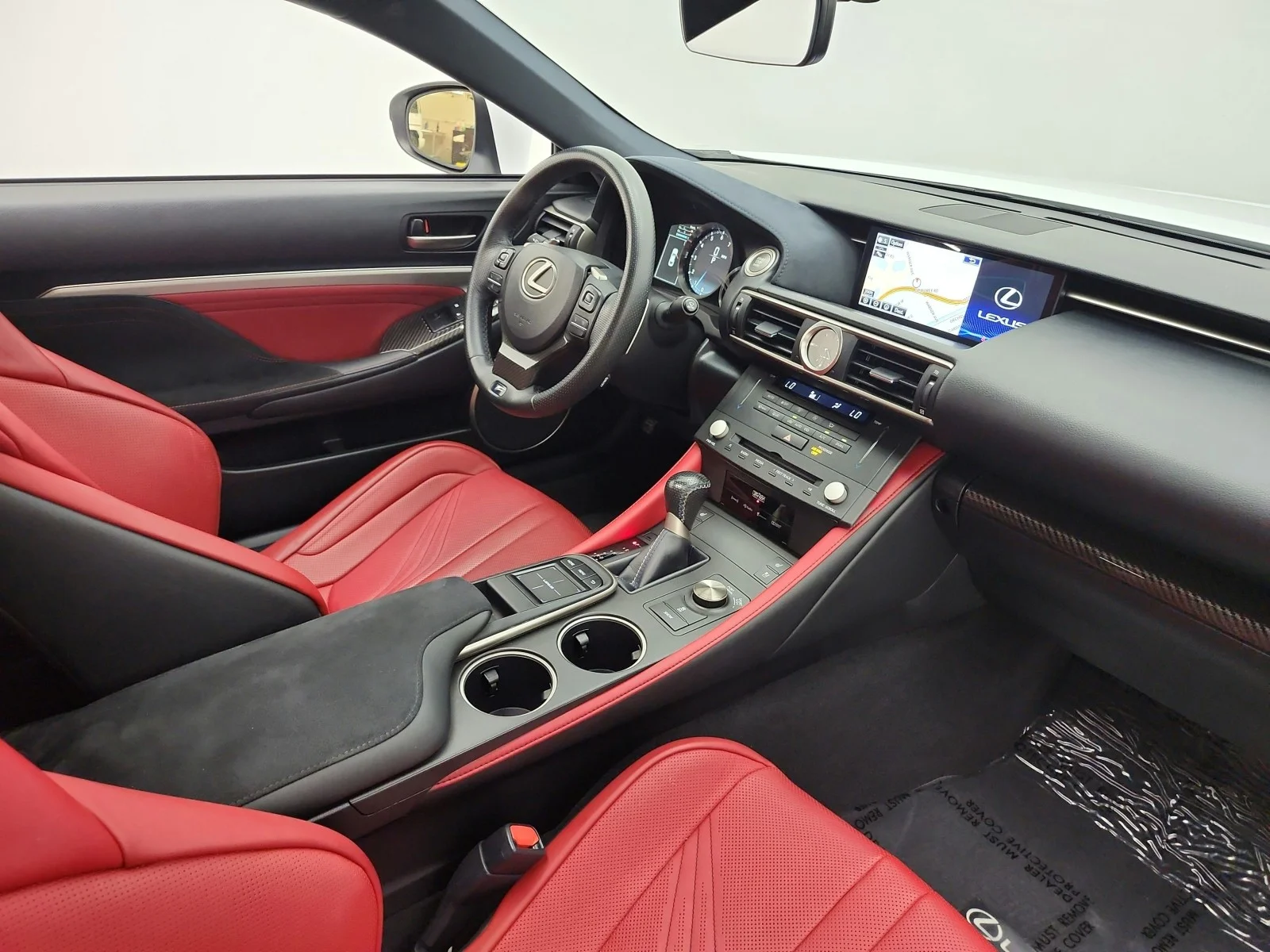 Used 2015 Ultra White Lexus  image 18