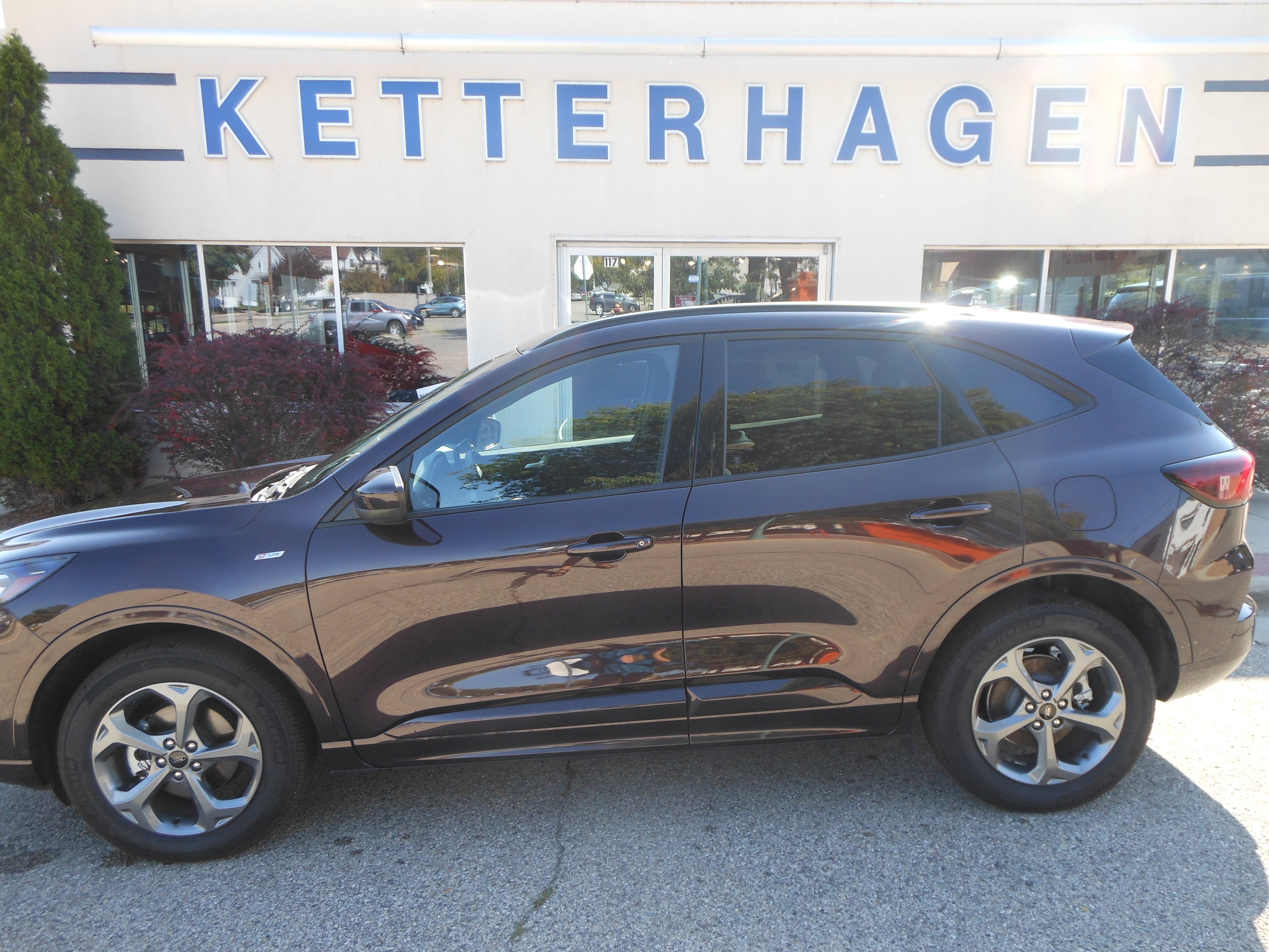 2023 Ford Escape ST-Line Select