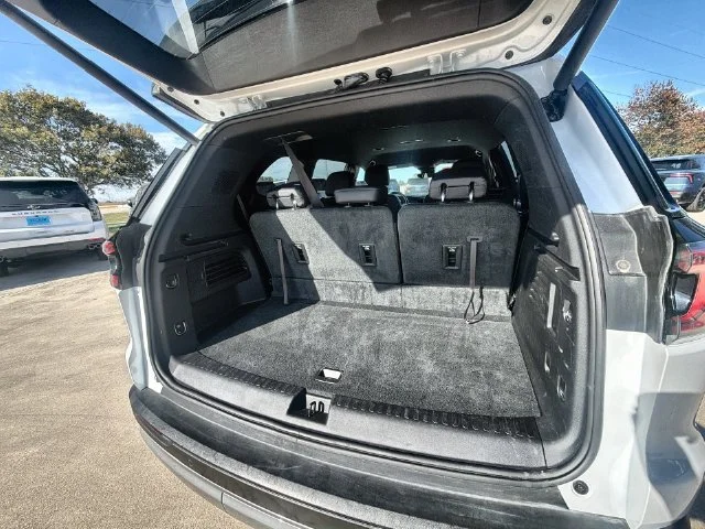 2026 GMC Acadia Elevation - Photo 25