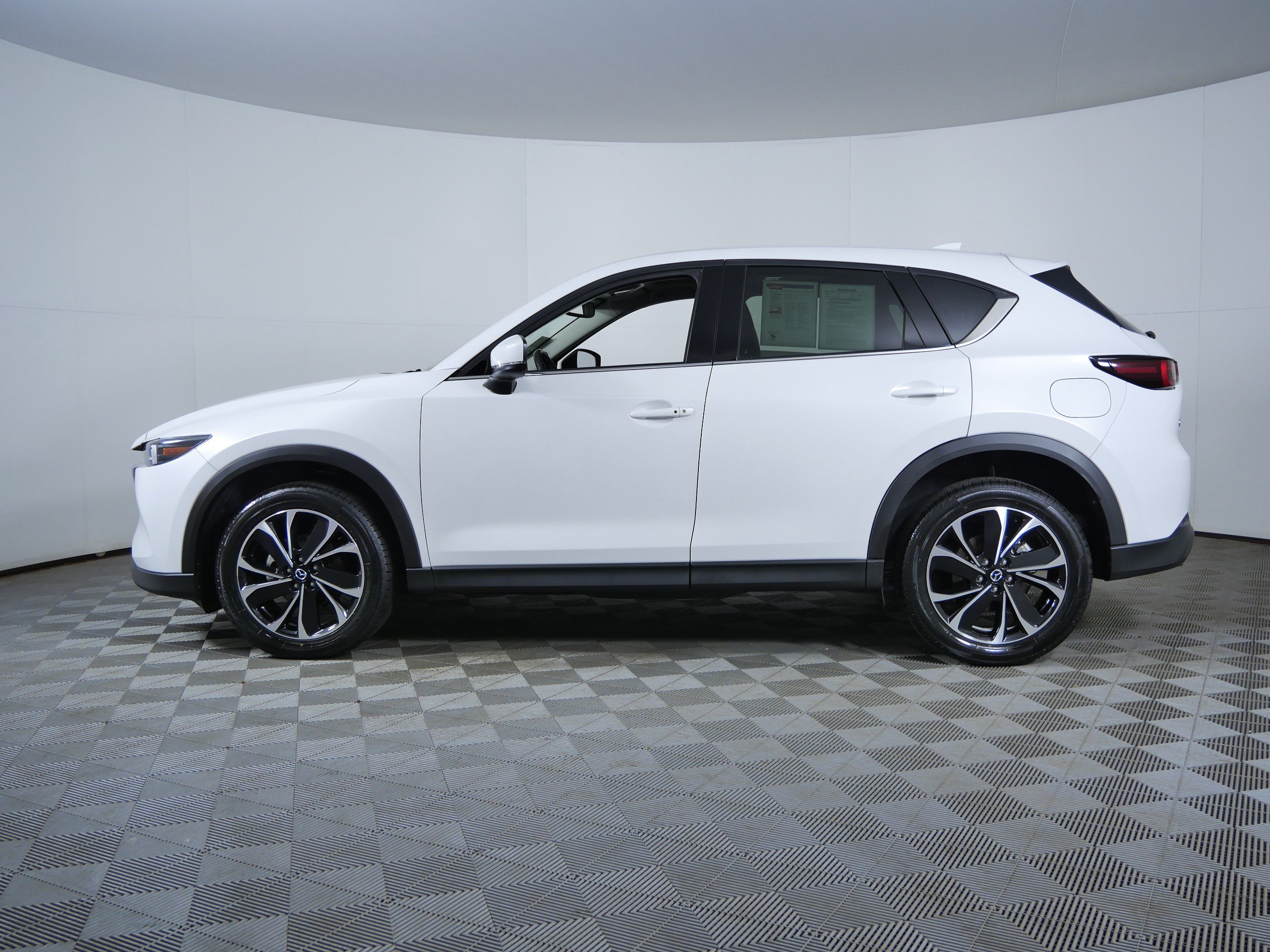 Certified Used 2023 Rhodium White Metallic Mazda 2.5 S Premium Package image 4