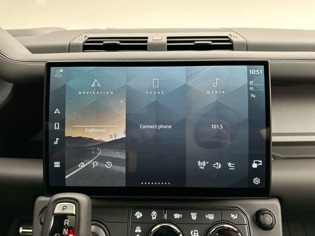 New 2026 Borasco Grey Land Rover OCTA image 14