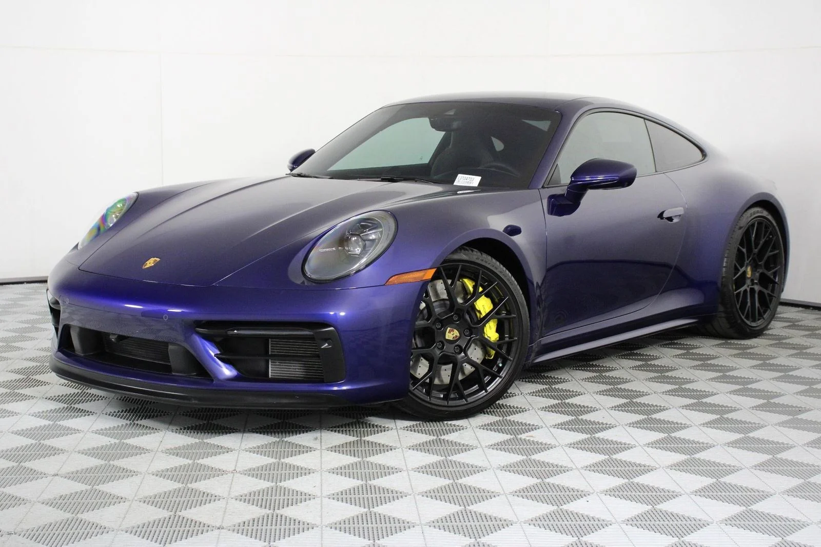 2022 Porsche 911 GTS