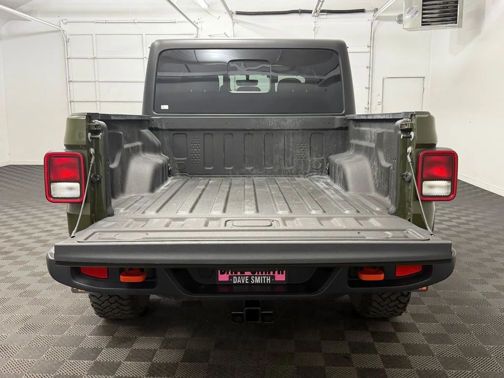 Certified Used 2023 Sarge Green Clearcoat Jeep Mojave 4x4 image 25