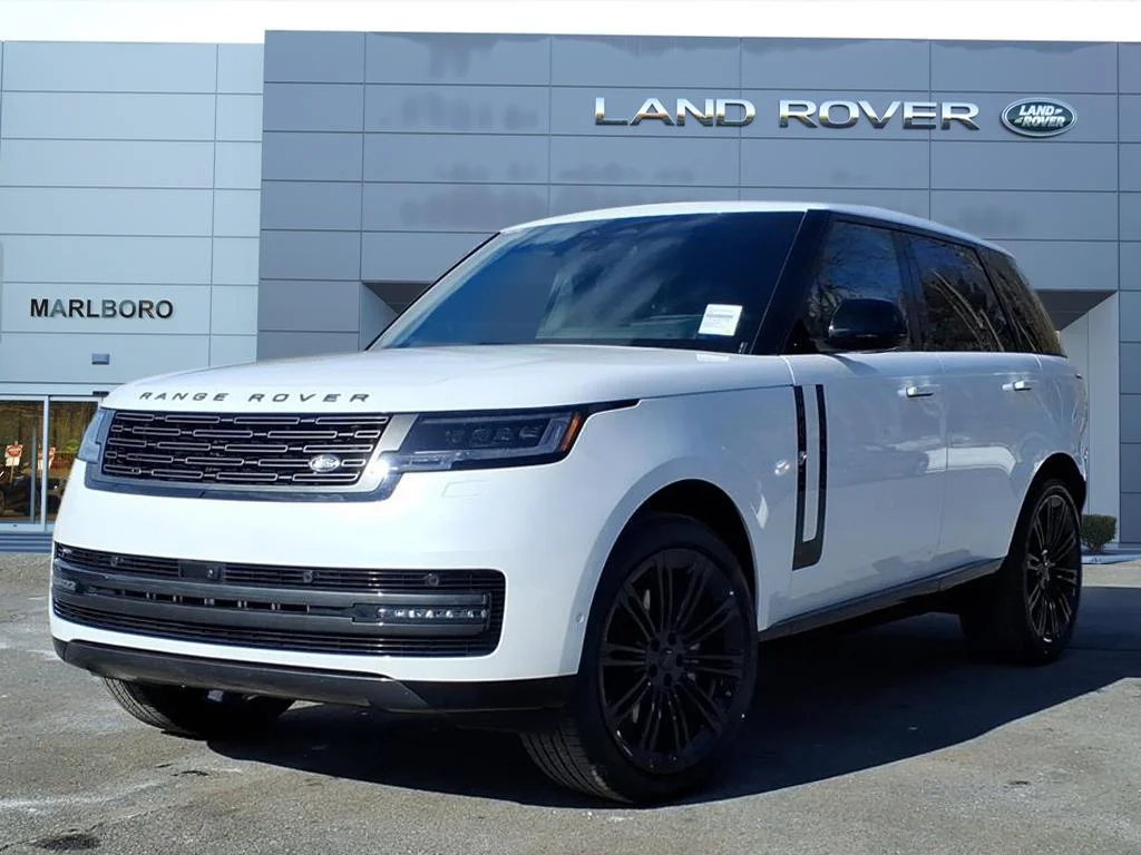 2026 Land Rover Range Rover 3.0 SE SWB's photo