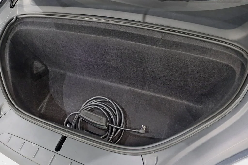 Used 2020 Black Tesla Long Range image 38
