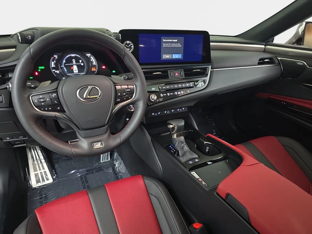 Used 2024 IRIDIUM Lexus 300h F SPORT Handling image 12