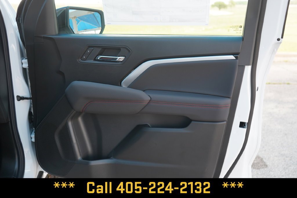 New 2026 Summit White Chevrolet Z71 image 21