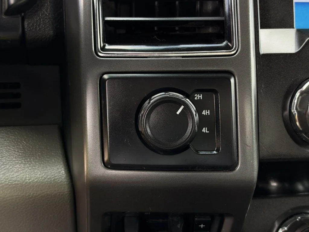 Used 2019 White Ford XLT image 21