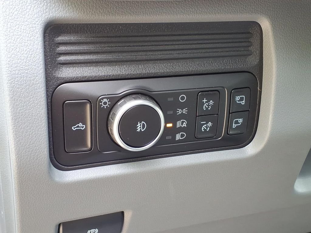 New 2026 Carbonized Gray Metallic Ford F-250® XLT image 18