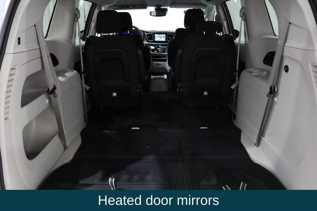 Used 2023 White Chrysler LX image 14