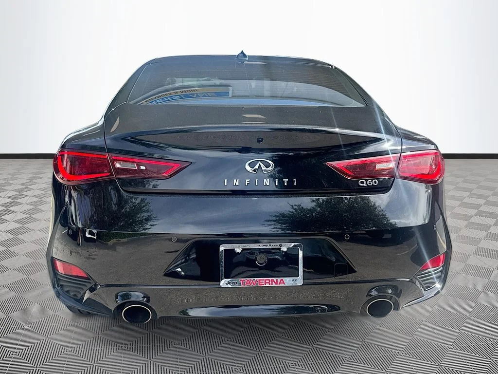 Used 2022 Black INFINITI LUXE image 7