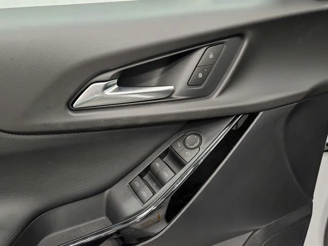 New 2027 White Chevrolet LT image 20