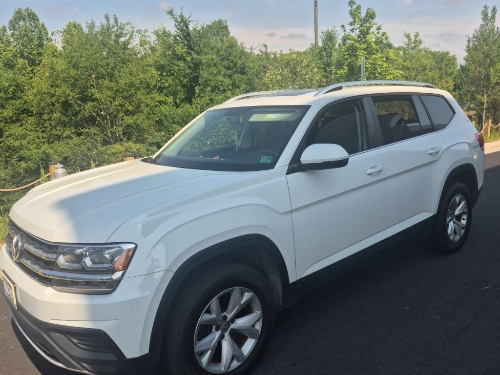 2018 Volkswagen Atlas 3.6L V6 Launch Edition Tiptronic 4MOTION's photo