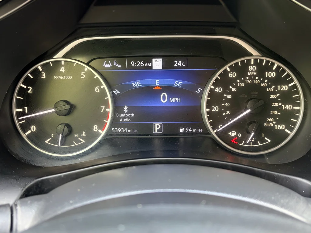 Used 2021 Pearl White Tricoat Nissan Platinum image 15