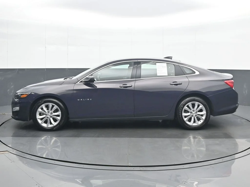 Used 2025 Black Chevrolet LT image 3