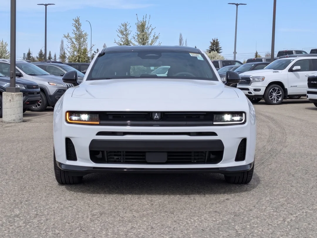 New 2026 White Dodge R/T - - AWD - Blacktop Pack - Hurricane Turbo - 20 Black Wheels & More! image 3