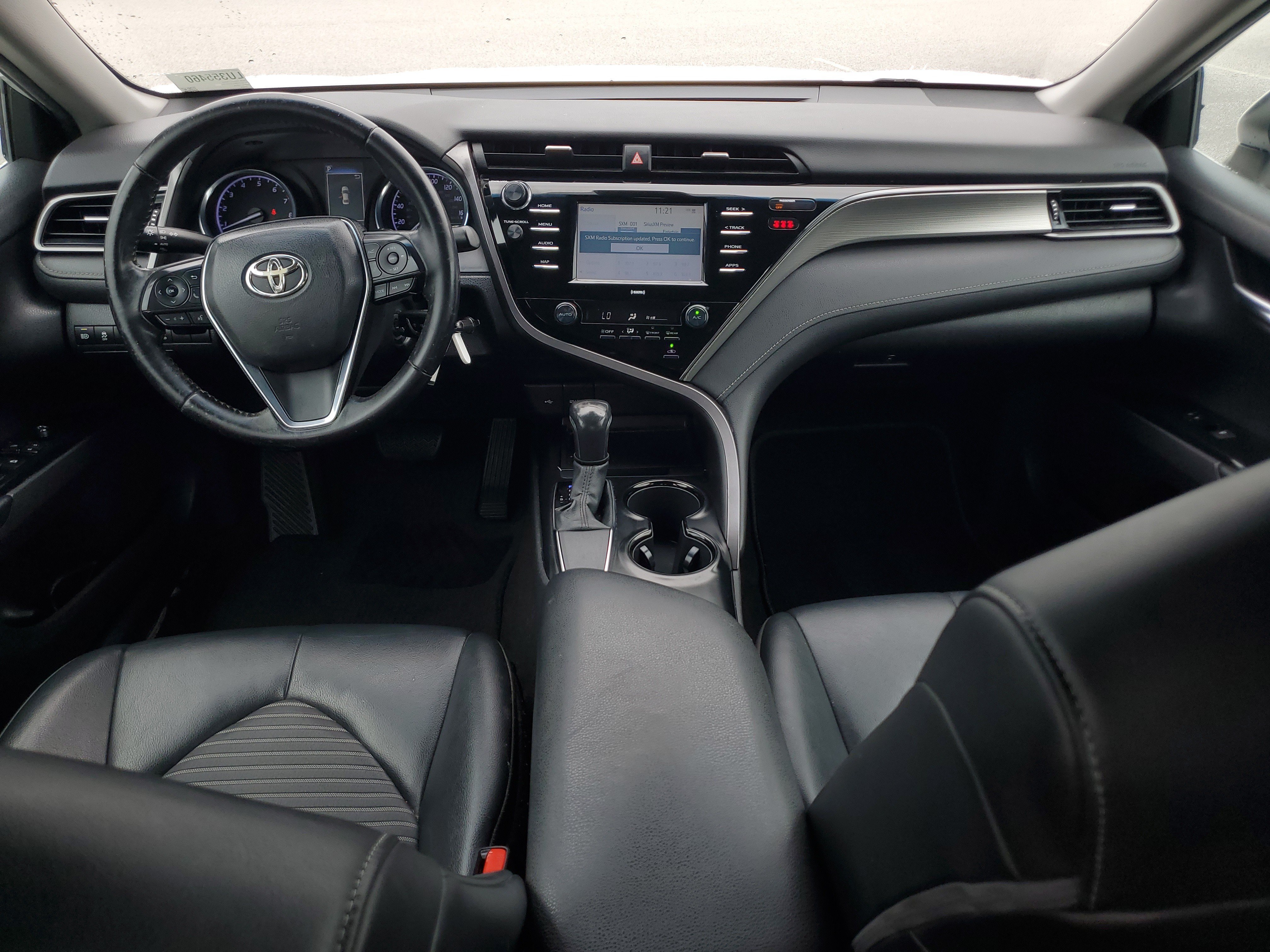 Used 2020 White Toyota SE image 12