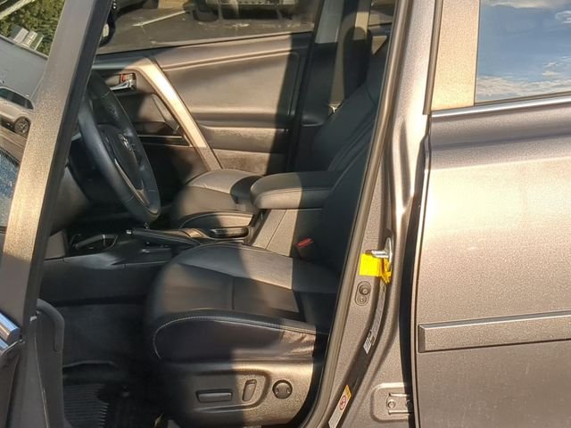 Used 2018 Magnetic Gray Metallic Toyota Limited image 14