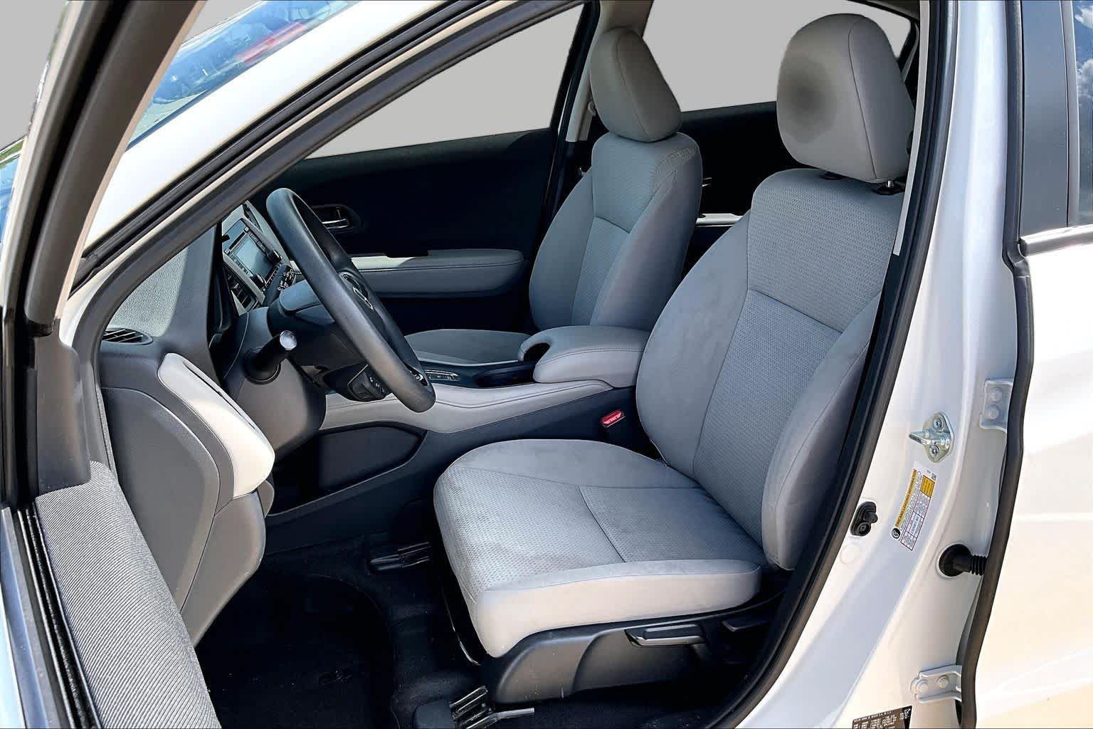 Used 2021 Platinum White Pearl Honda LX image 8