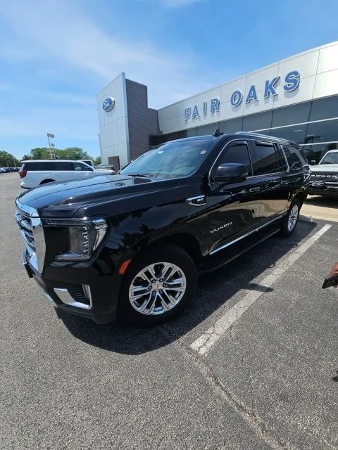 Used 2021 Black GMC SLT image 1