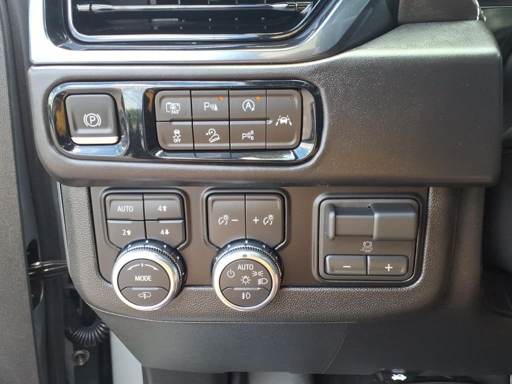 Used 2026 Sterling Metallic GMC AT4 Ultimate image 14