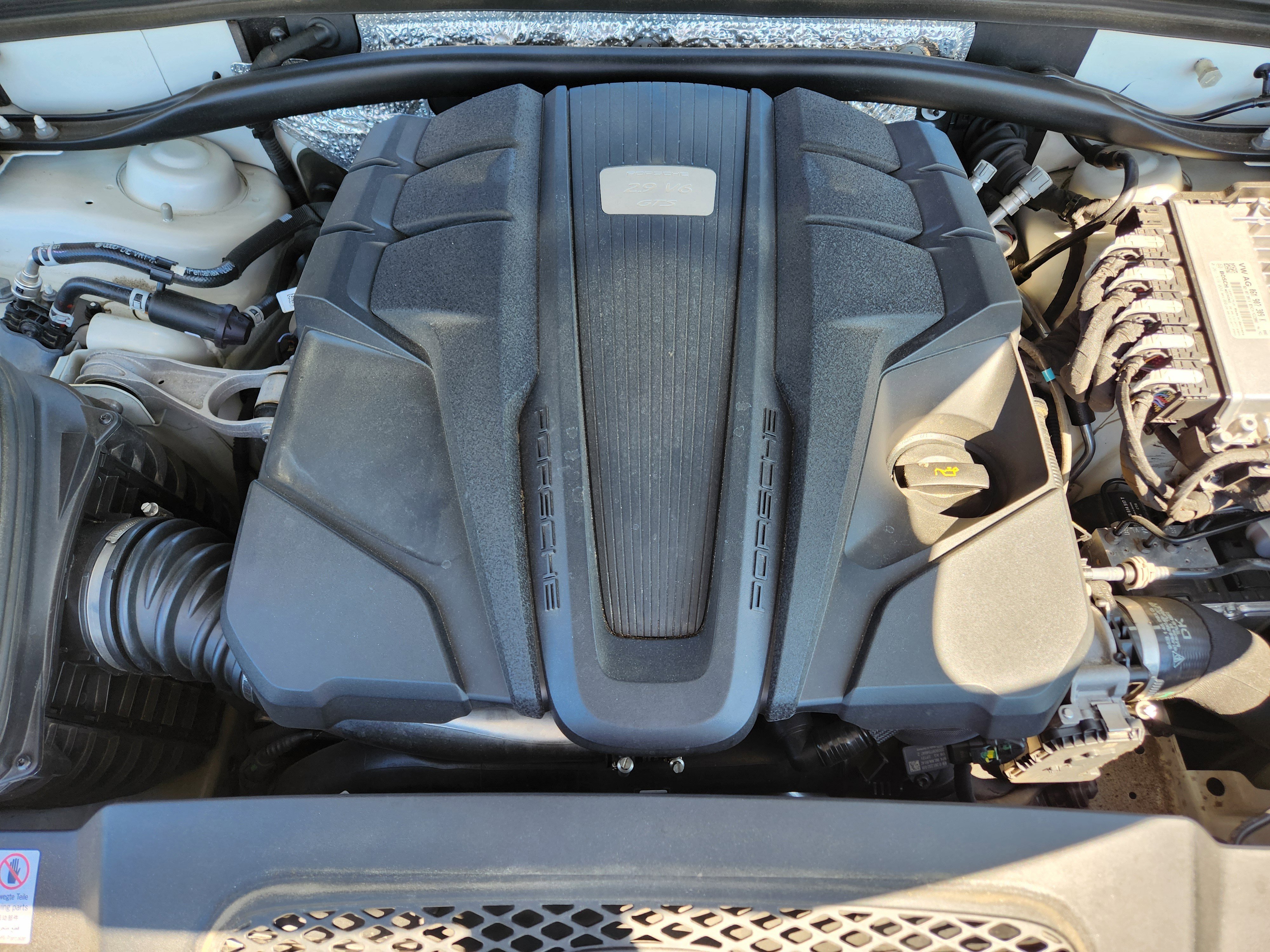 Used 2021 White Porsche GTS image 9