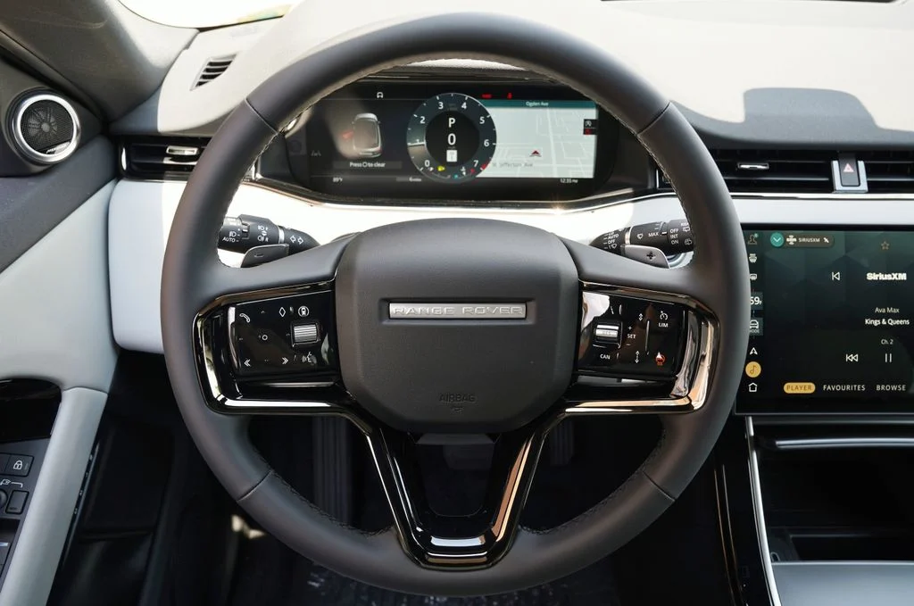 New 2026 Santorini Black Land Rover S image 16