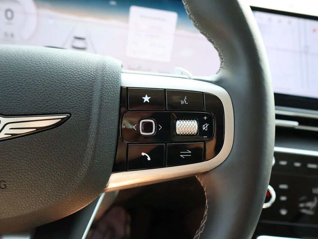 Used 2026 Silver Genesis 2.5T image 27