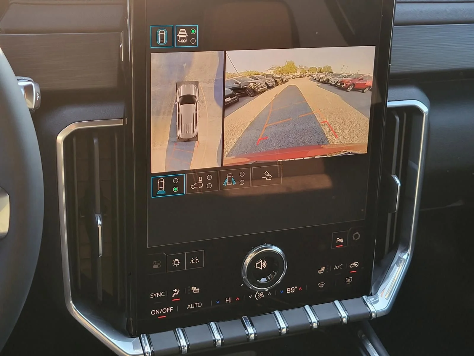 2026 GMC Acadia Elevation - Photo 9