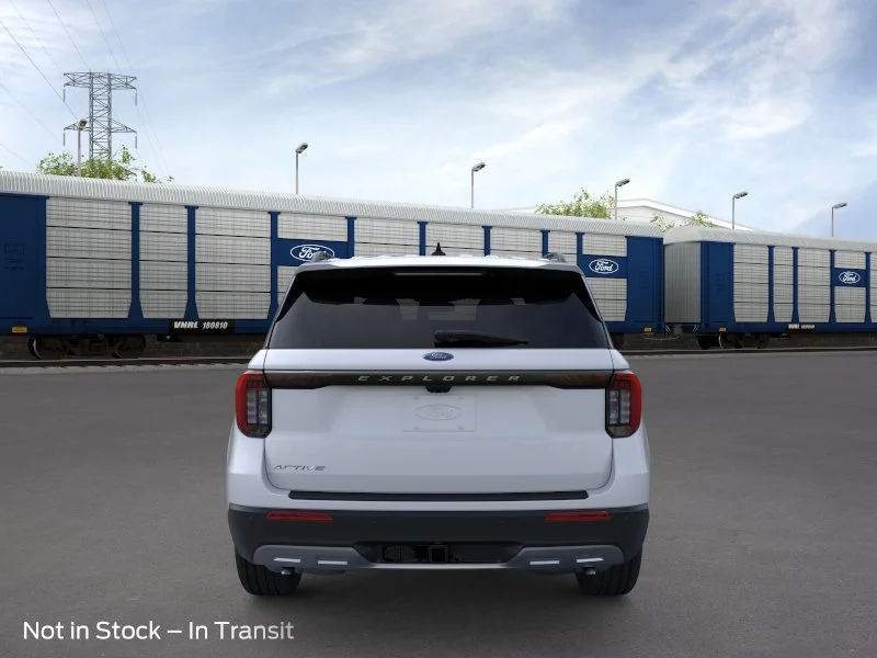 New 2026 Space White Metallic Ford Active image 5